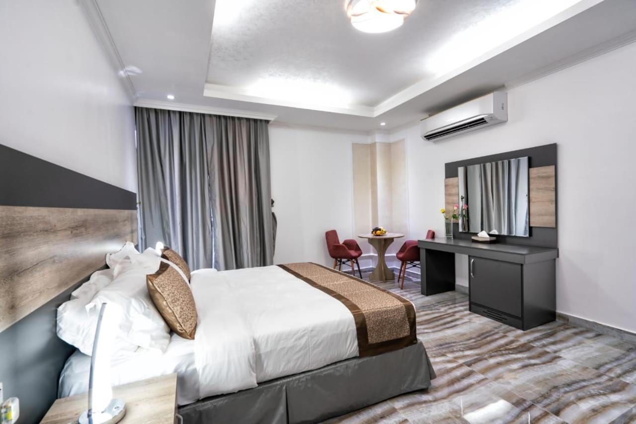 Al Amerat Hotel Al Amarat 외부 사진