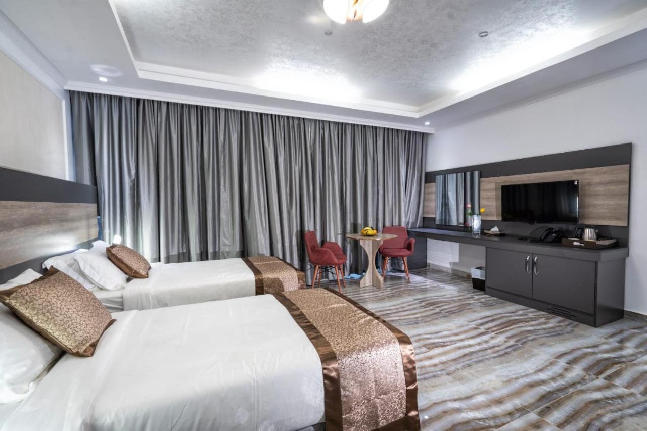 Al Amerat Hotel Al Amarat 외부 사진