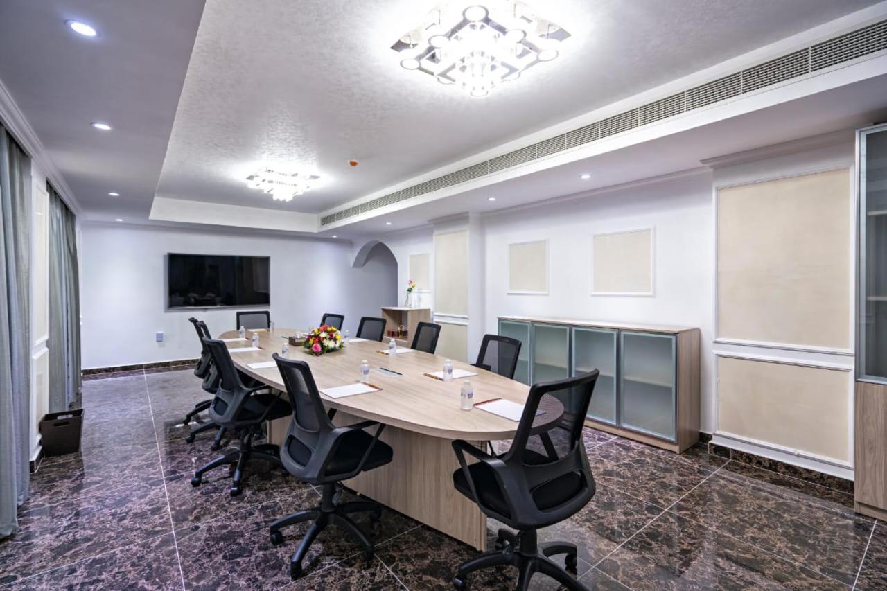Al Amerat Hotel Al Amarat 외부 사진